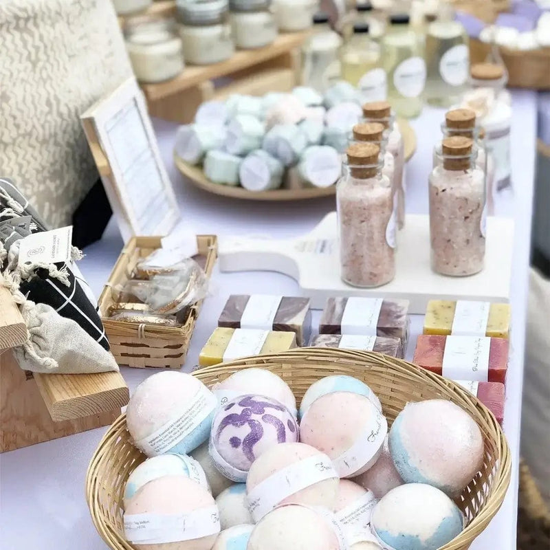 Ivy Lynne Home Bath & Body Bath bombs